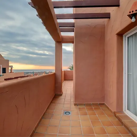 Serene Duplex Penthouse In Apartment Marbella